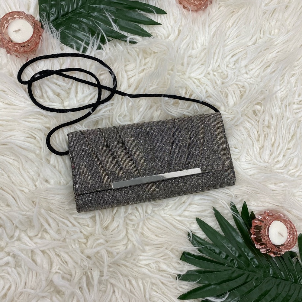 🌿Sparkly Clutch